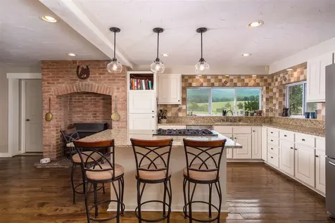 229 Summerdean Road Middlebrook VA 24459