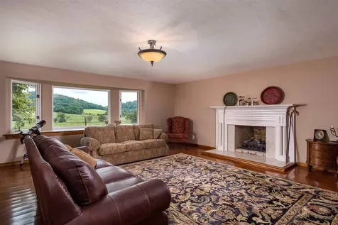 229 Summerdean Road Middlebrook VA 24459
