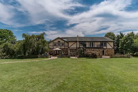 229 Summerdean Road Middlebrook VA 24459