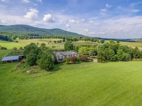 229 Summerdean Road Middlebrook VA 24459