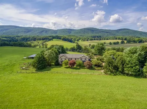229 Summerdean Road Middlebrook VA 24459