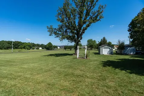 39 Cranberry Drive Stuarts Draft VA 24477