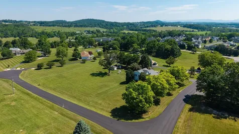 39 Cranberry Drive Stuarts Draft VA 24477
