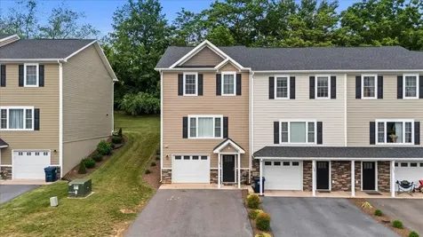 1104 Bluemoon Drive Rockingham VA 22801