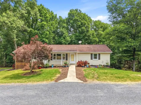 356 White Oak Lane New Market VA 22844
