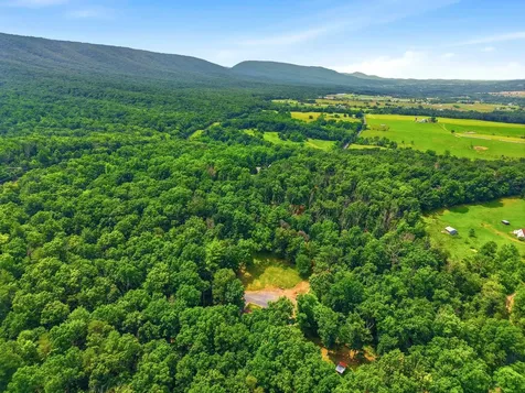 356 White Oak Lane New Market VA 22844