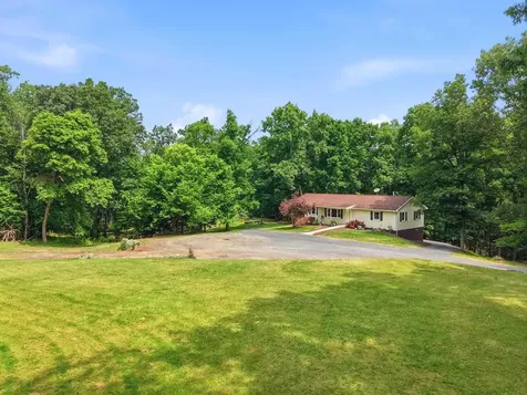 356 White Oak Lane New Market VA 22844