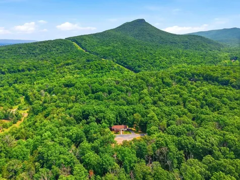 356 White Oak Lane New Market VA 22844