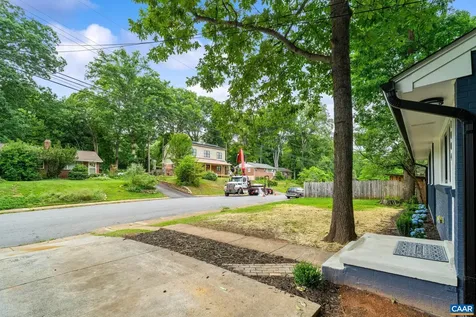 1004 Cottonwood Road Charlottesville VA 22903