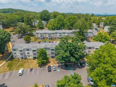 1313 Villa Way Charlottesville VA 22903