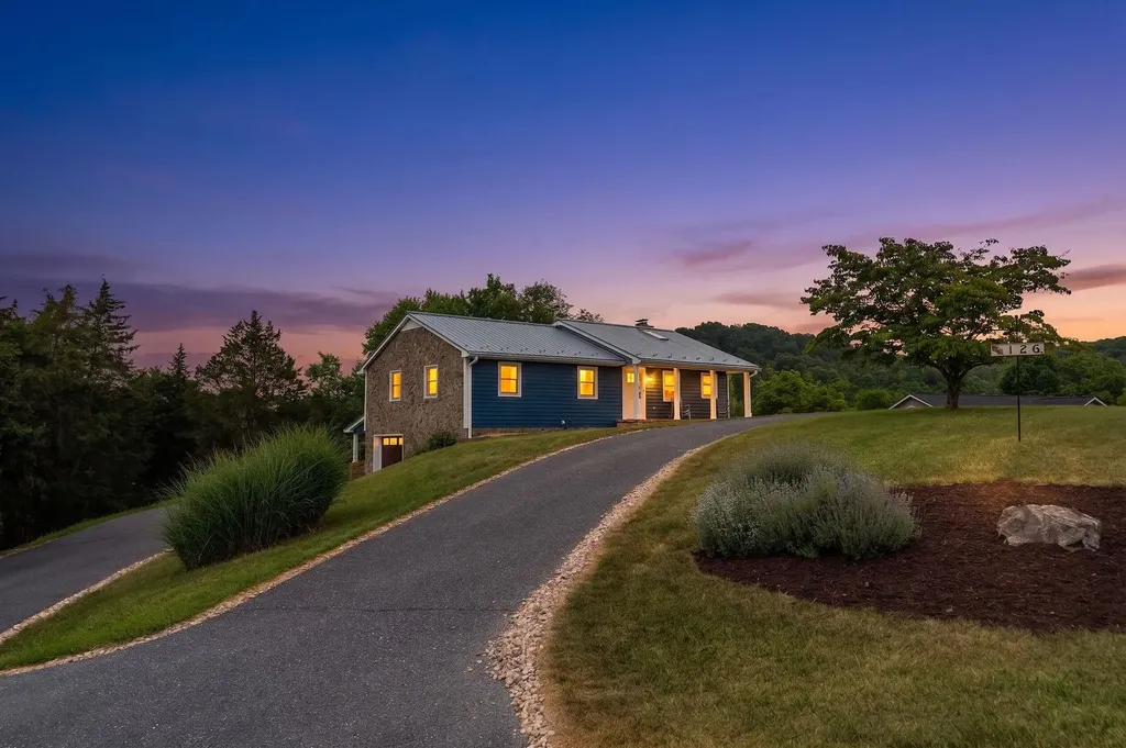 126 River Ridge Road Verona VA 24482