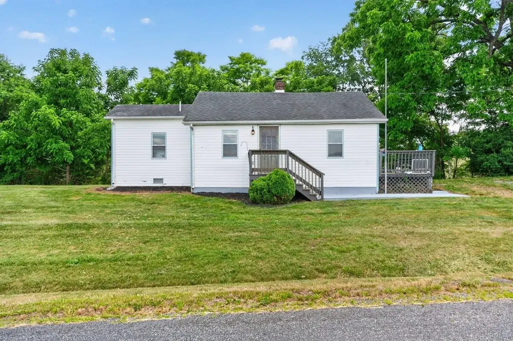406 Hewitt Road Swoope VA 24479