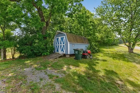 406 Hewitt Road Swoope VA 24479