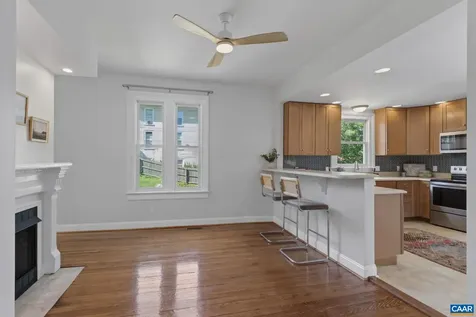 433 Winchester Avenue N Waynesboro VA 22980