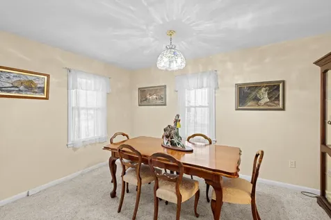 506 College Circle Staunton VA 24401
