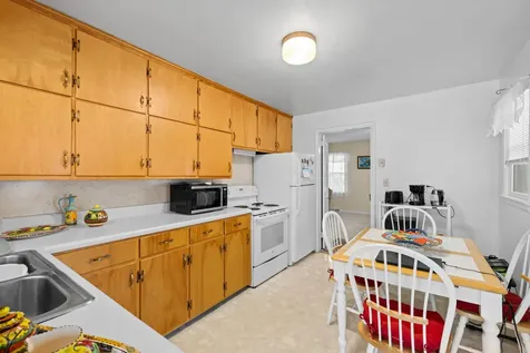 506 College Circle Staunton VA 24401