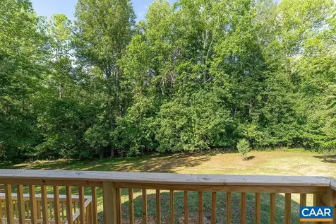 102 Dorset Court Charlottesville VA 22911