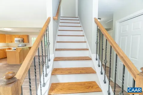 102 Dorset Court Charlottesville VA 22911