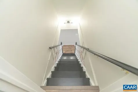 102 Dorset Court Charlottesville VA 22911