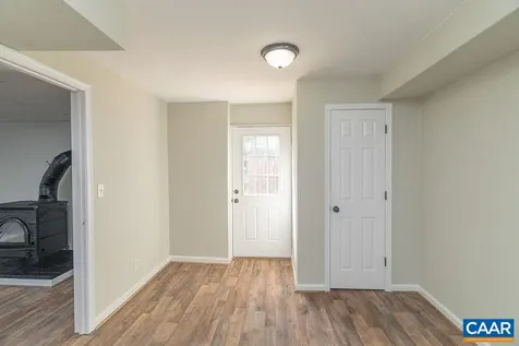 102 Dorset Court Charlottesville VA 22911
