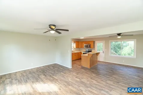 102 Dorset Court Charlottesville VA 22911