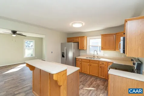 102 Dorset Court Charlottesville VA 22911