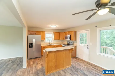 102 Dorset Court Charlottesville VA 22911
