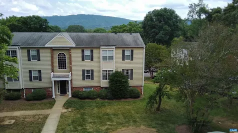 1354 Villa Court Charlottesville VA 22903