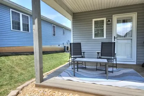 611 C Street Staunton VA 24401