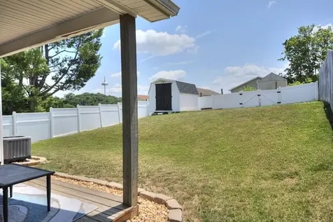 611 C Street Staunton VA 24401