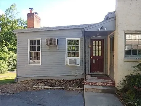 2505 Augusta Street N Staunton VA 24401