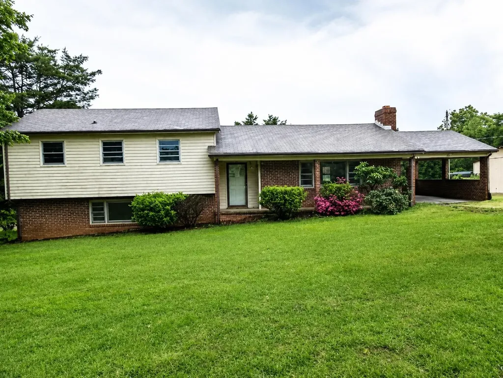 25 Hoods Court Ruckersville VA 22968
