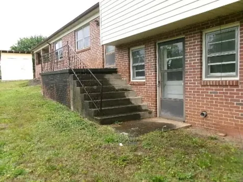 25 Hoods Court Ruckersville VA 22968