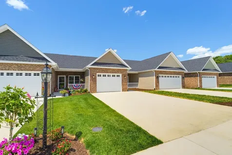 74 Fossil Drive Stuarts Draft VA 24477