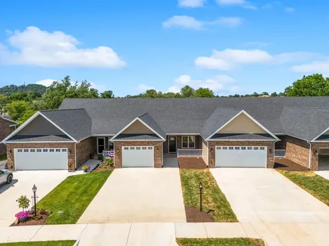 74 Fossil Drive Stuarts Draft VA 24477
