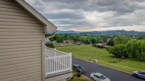 1823 Willow Hill Drive SW Harrisonburg VA 22801