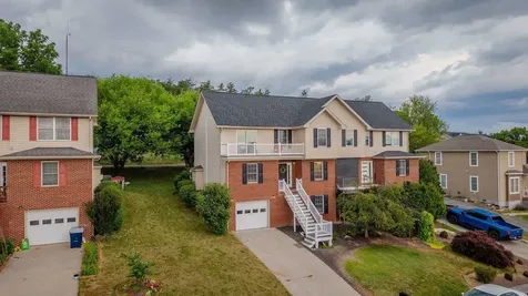 1823 Willow Hill Drive SW Harrisonburg VA 22801