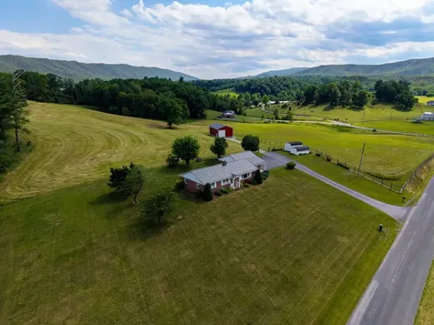 12199 Hollow Road Fulks Run VA 22830