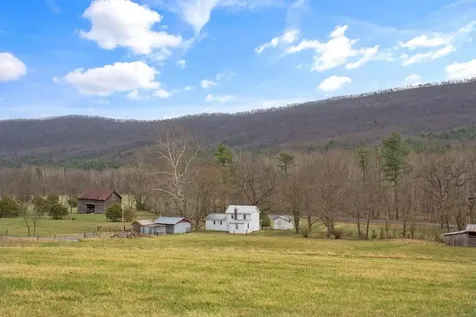 12111 Sleepy Hollow Lane Fulks Run VA 22830