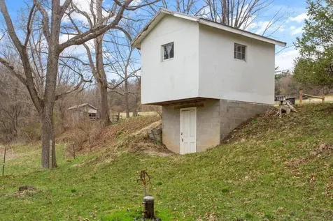 12111 Sleepy Hollow Lane Fulks Run VA 22830