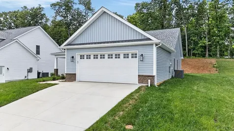 227 Lindburgh Drive Waynesboro VA 22980