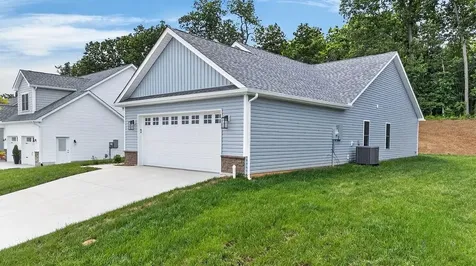 227 Lindburgh Drive Waynesboro VA 22980