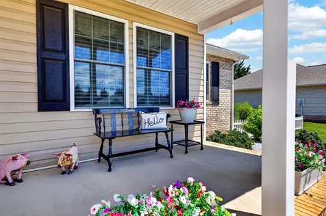 25 Meriwether Circle Stuarts Draft VA 24477