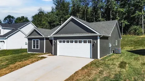 241 Lindburgh Drive Waynesboro VA 22980