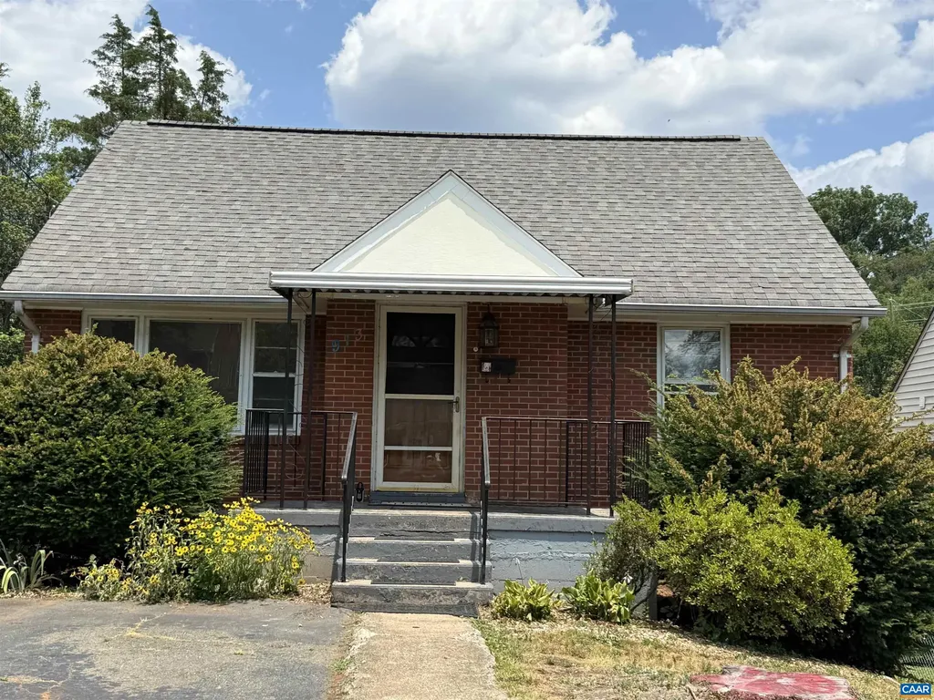 913 Druid Avenue Charlottesville VA 22902