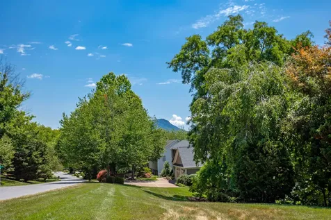1530 Bluewater Road Rockingham VA 22801