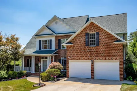 1530 Bluewater Road Rockingham VA 22801