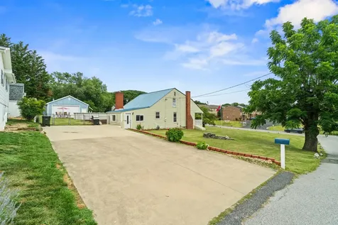 403 Betsy Bell Road Staunton VA 24401