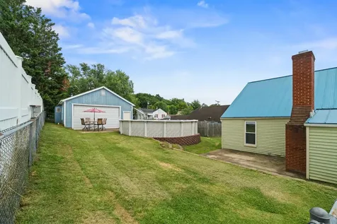 403 Betsy Bell Road Staunton VA 24401