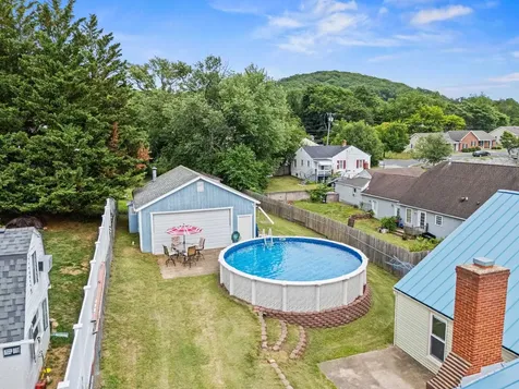 403 Betsy Bell Road Staunton VA 24401